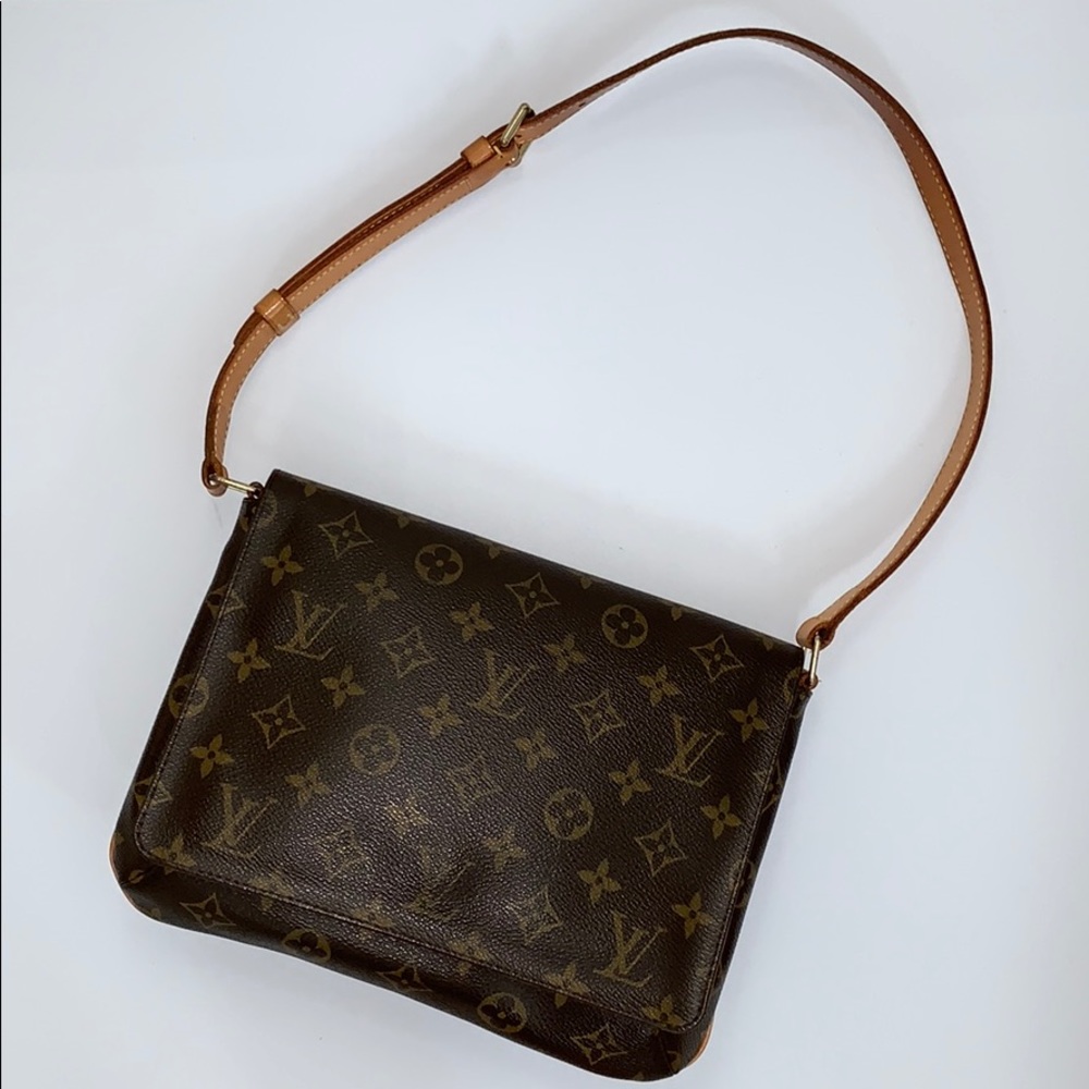 AUTHENTIC Louis Vuitton Musette Tango Bag